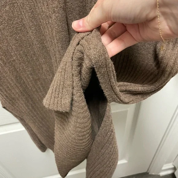 GAP MATERNITY Henley Midi Sweater Dress - Picture 9 of 12